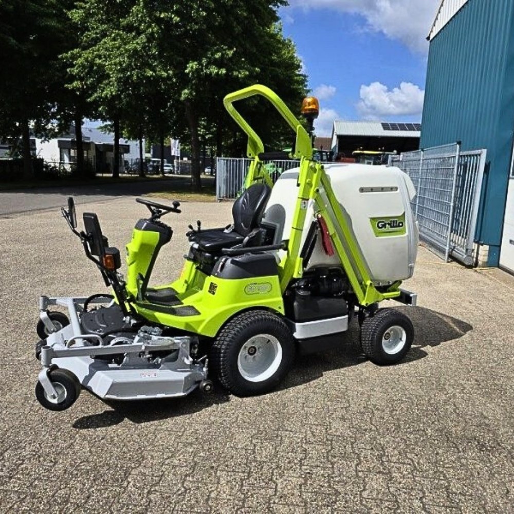 Grillo FD900 Çim Biçme Traktörü 4WD 26Hp suruş