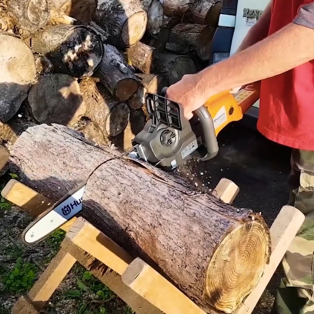 Husqvarna 420 El Elektrikli Testere 2000W agac kesimi anında