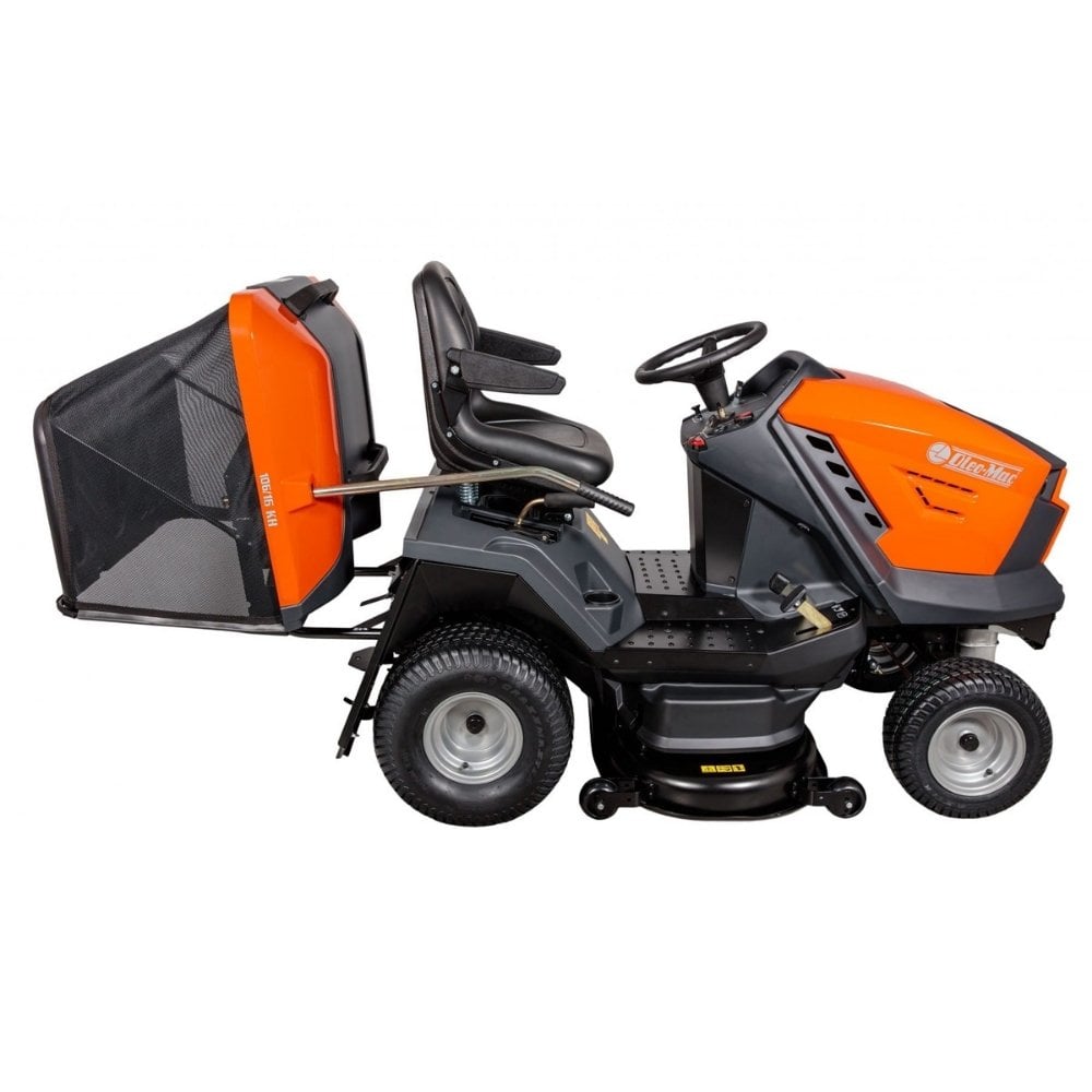 Oleomac Om 106/16Kh Eur5 Çim Biçme Traktörü çapraz gorunum