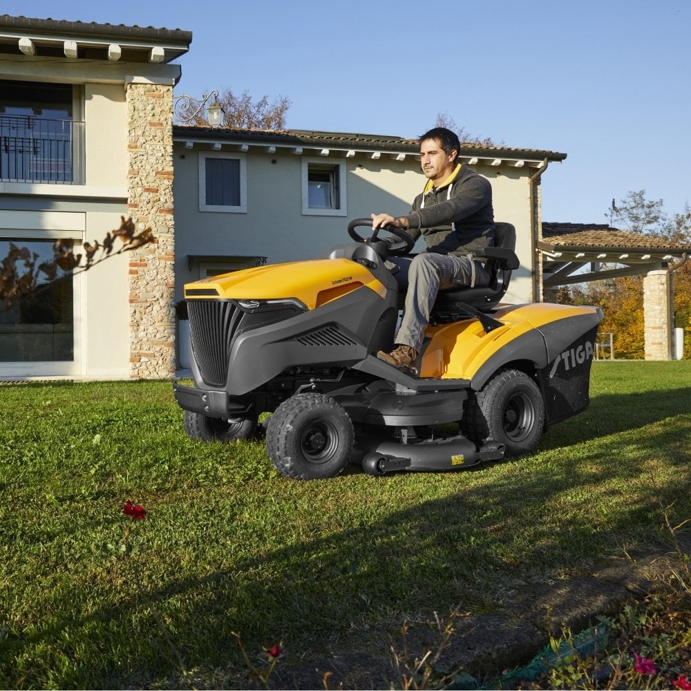 Stiga ESTATE 7122W Çim Biçme Traktörü ST650 kullanım