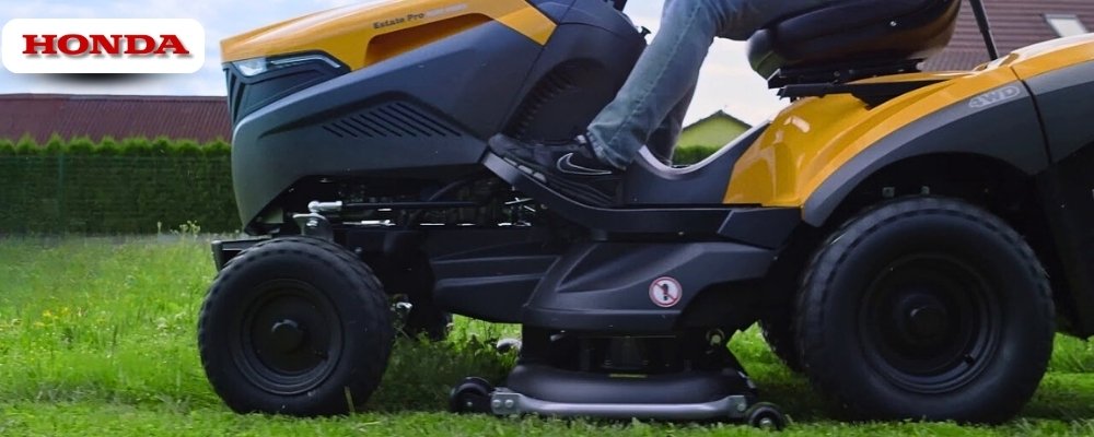 Stiga Estate Pro 9122 WX 4x4 Honda GXV‑690 Çim Traktörü