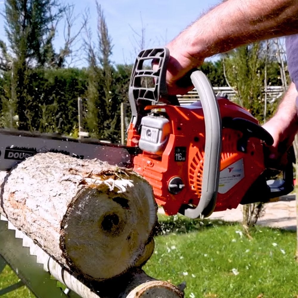 Zomax Zmc4281 Eur5 Benzinli Motorlu Testere 2.1Hp keserken