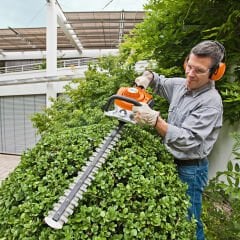 Stıhl HS46 Benzinli Çit Kesme Makinesi 45Cm