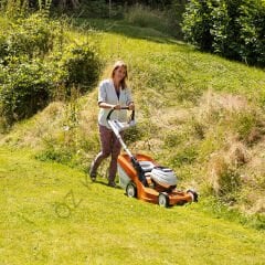 Stıhl Xrma 443.0C Akülü Çim Biçme Makinesi