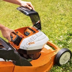 Stıhl Xrma 443.0C Akülü Çim Biçme Makinesi