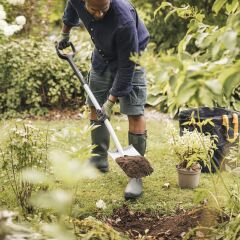 Fiskars Teleskopik Bahçe Küreği Düz Uçlu 131310-1066733