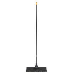 Fiskars 1025926 Solid Çok Amaçlı Avlu Bahçe Süpürgesi L